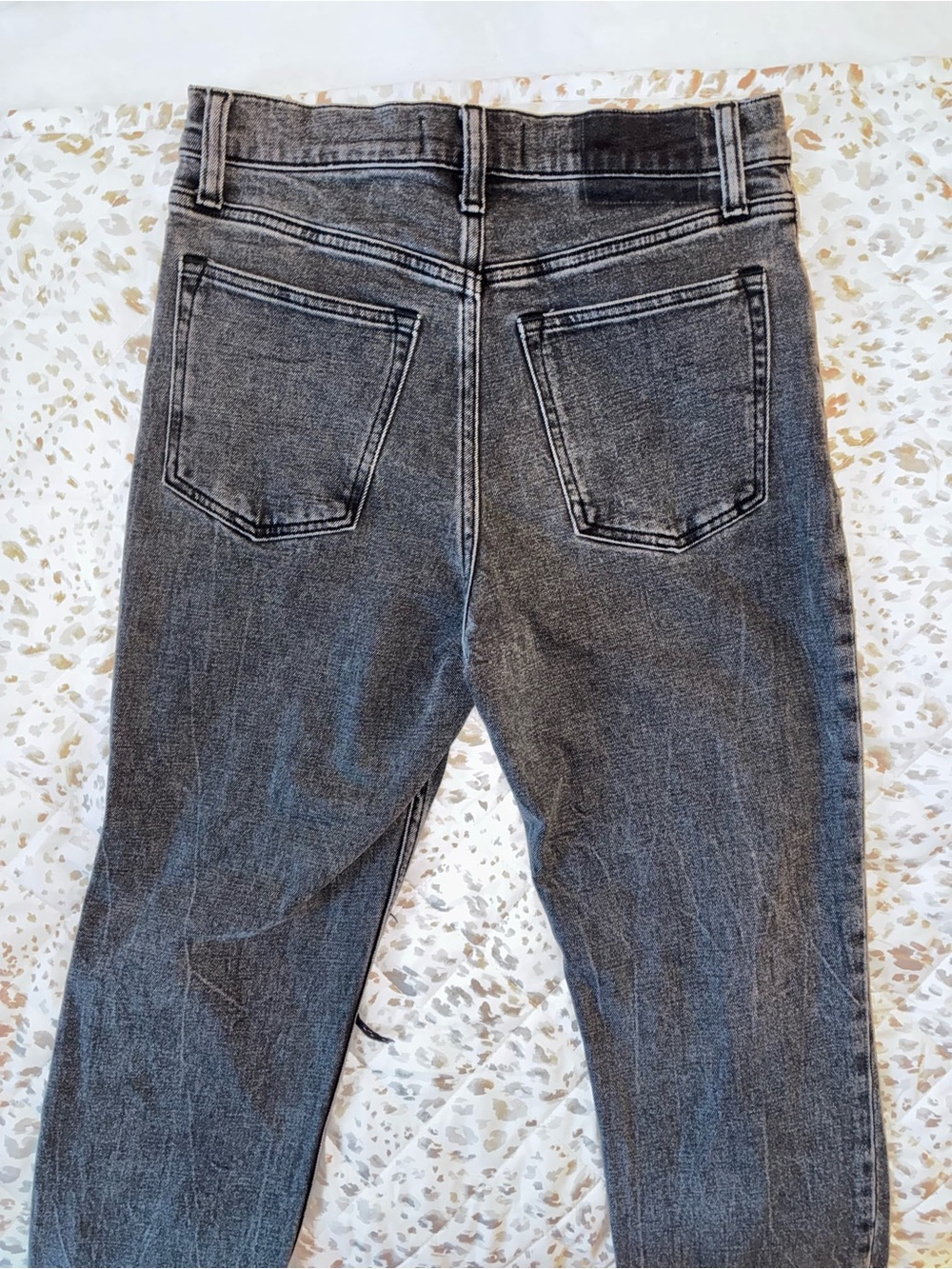 Abercrombie & Fitch Women’s Mom High-Rise Jeans
